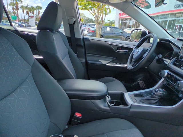 Certified 2022 Toyota RAV4 XLE w/ Convenience Package FWD image 21