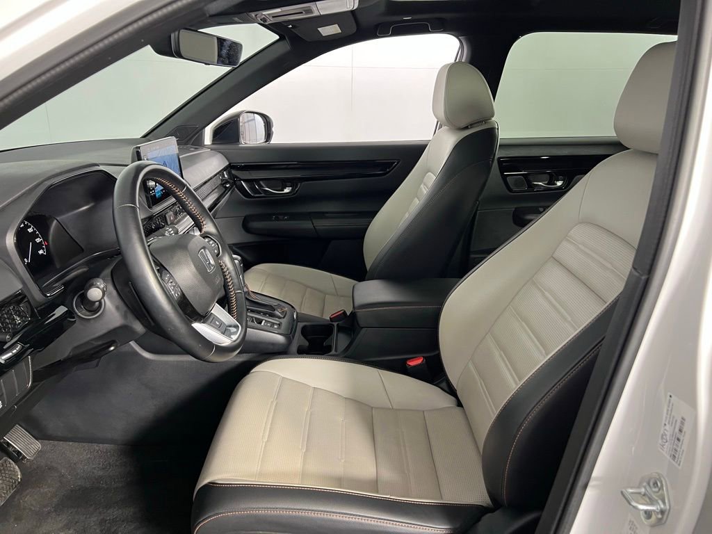 Used 2025 Honda CR-V Sport Touring image 22