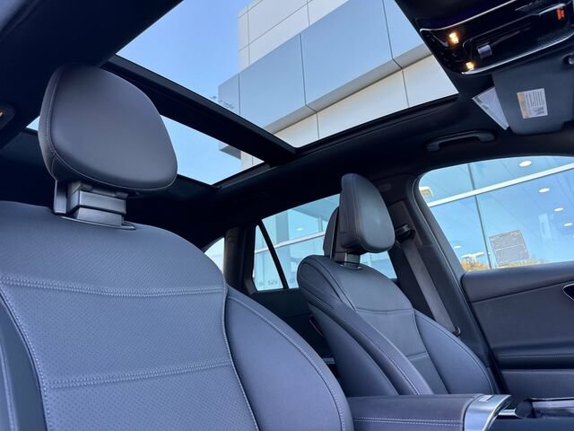 Certified 2026 Mercedes-Benz GLC 300 4MATIC image 19