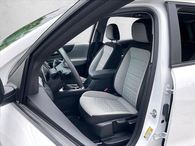 Used 2023 Chevrolet Equinox LS w/ Driver Confidence II Package FWD image 26