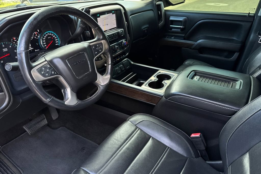 Used 2017 GMC Sierra 1500 Denali RWD image 9