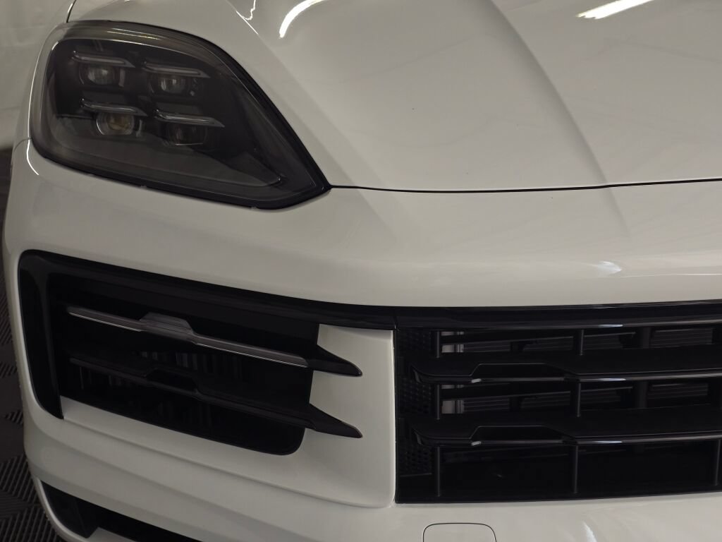 New 2026 Porsche Cayenne AWD/4WD image 31