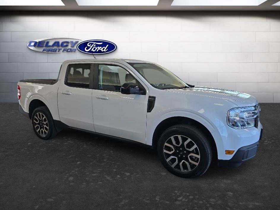 Used 2024 Ford Maverick Lariat FWD image 9