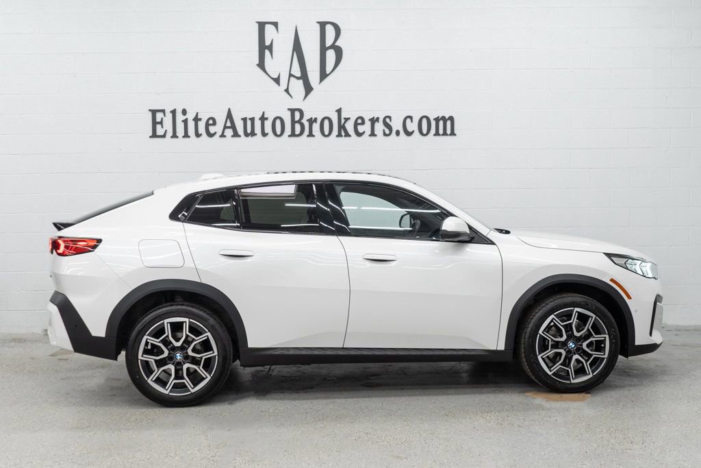 Used 2025 BMW X2 xDrive28i w/ Convenience Package AWD/4WD image 5