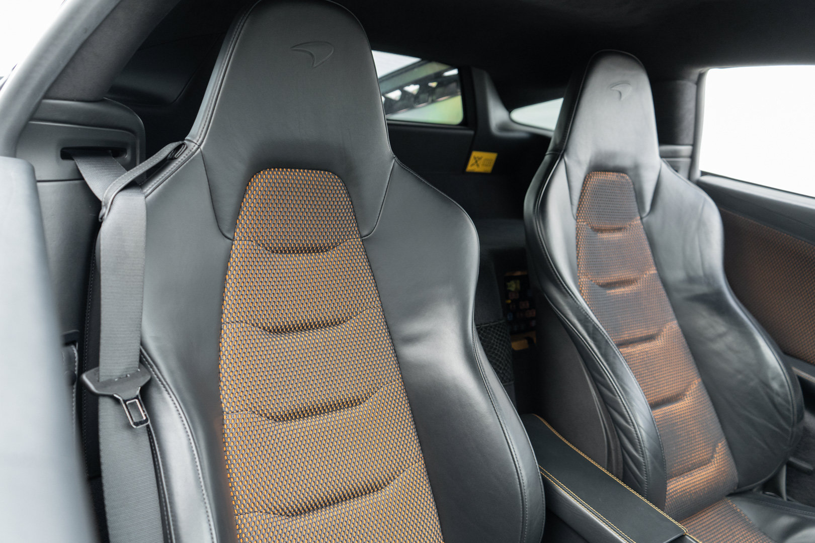 Used 2012 McLaren MP4-12C Coupe RWD image 25
