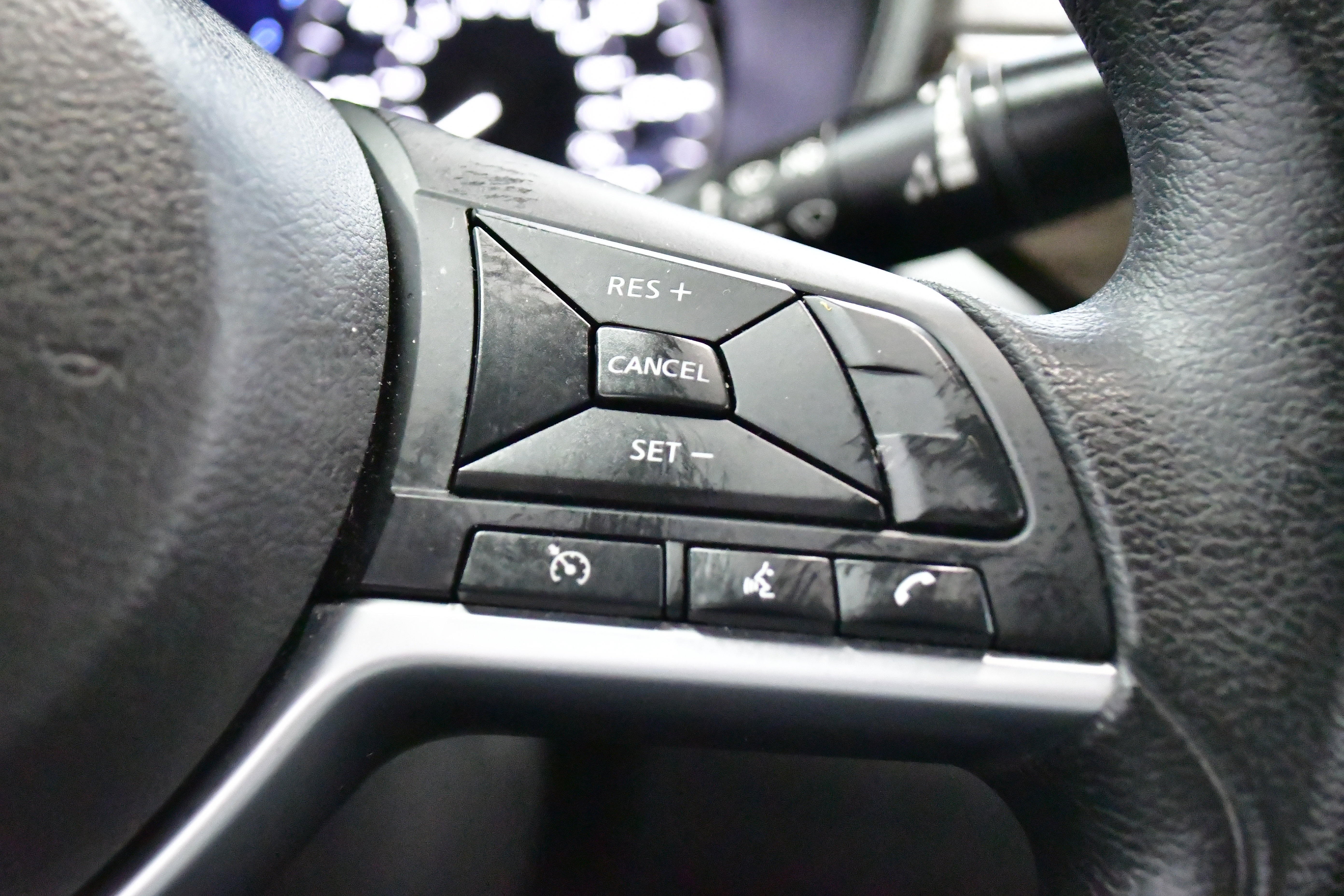 Used 2025 Nissan Altima 2.5 SV FWD image 22