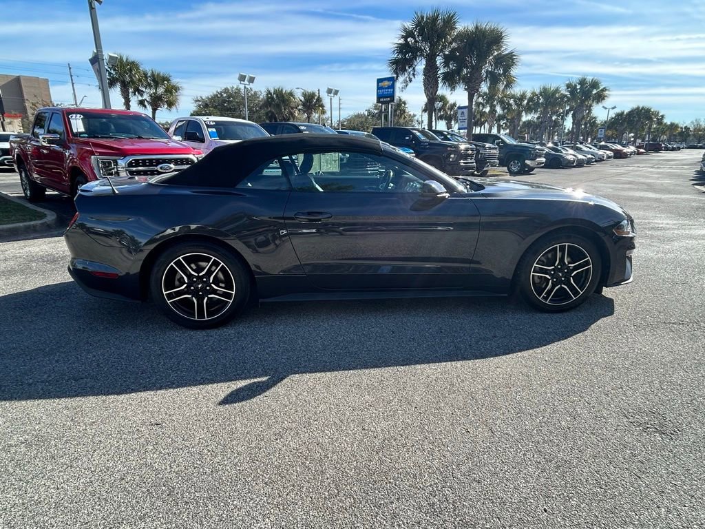 Used 2023 Ford Mustang Premium image 8