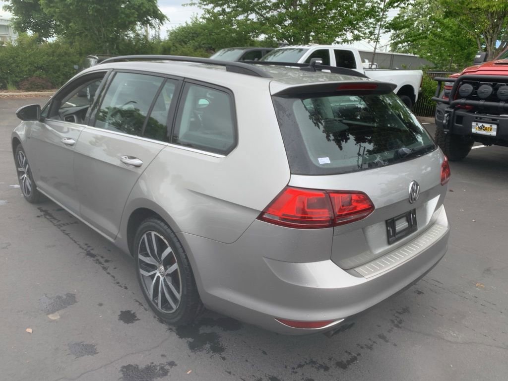Used 2016 Volkswagen Golf Limited Edition FWD image 2