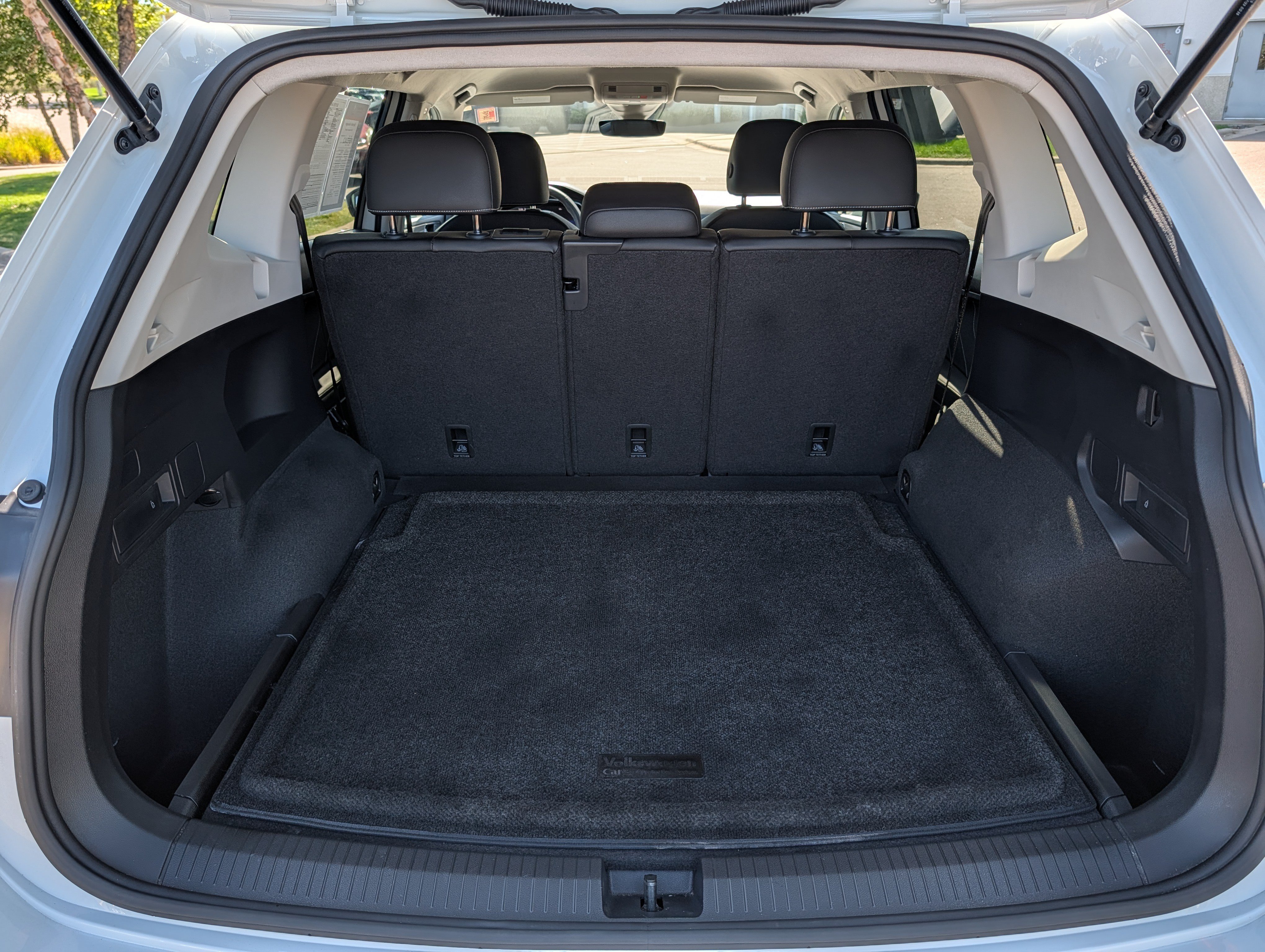 Certified 2024 Volkswagen Tiguan SE AWD/4WD image 18