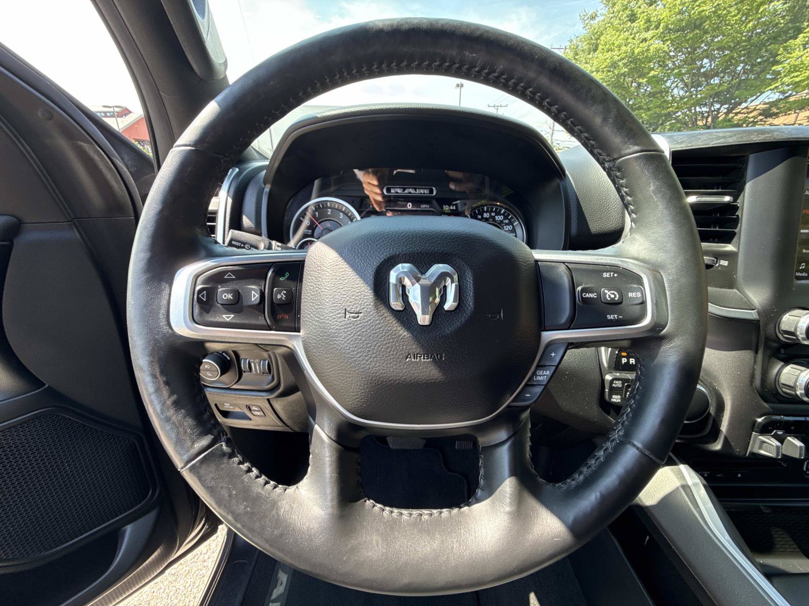 Used 2019 RAM 1500 Big Horn AWD/4WD image 9