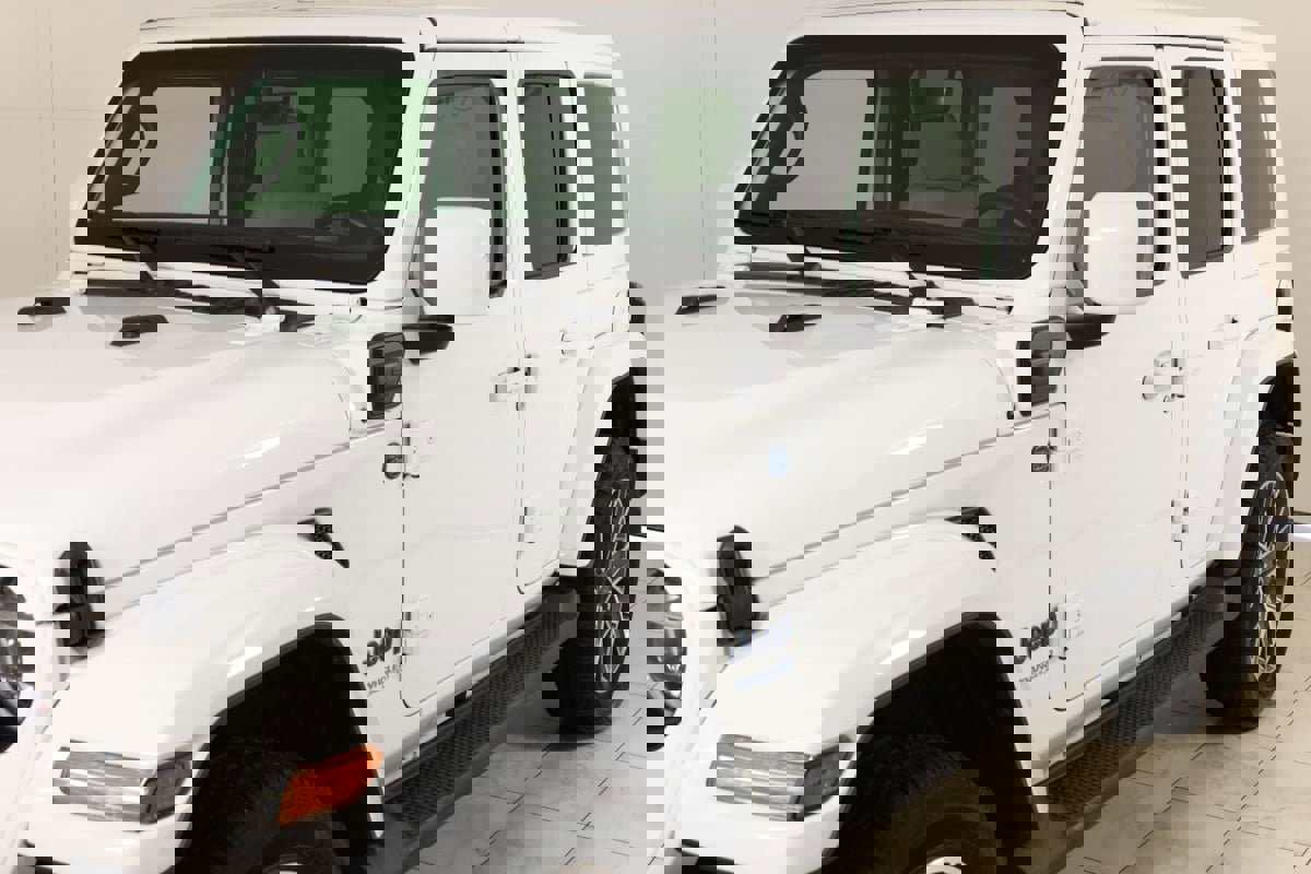 Used 2022 Jeep Wrangler Unlimited Sahara image 51