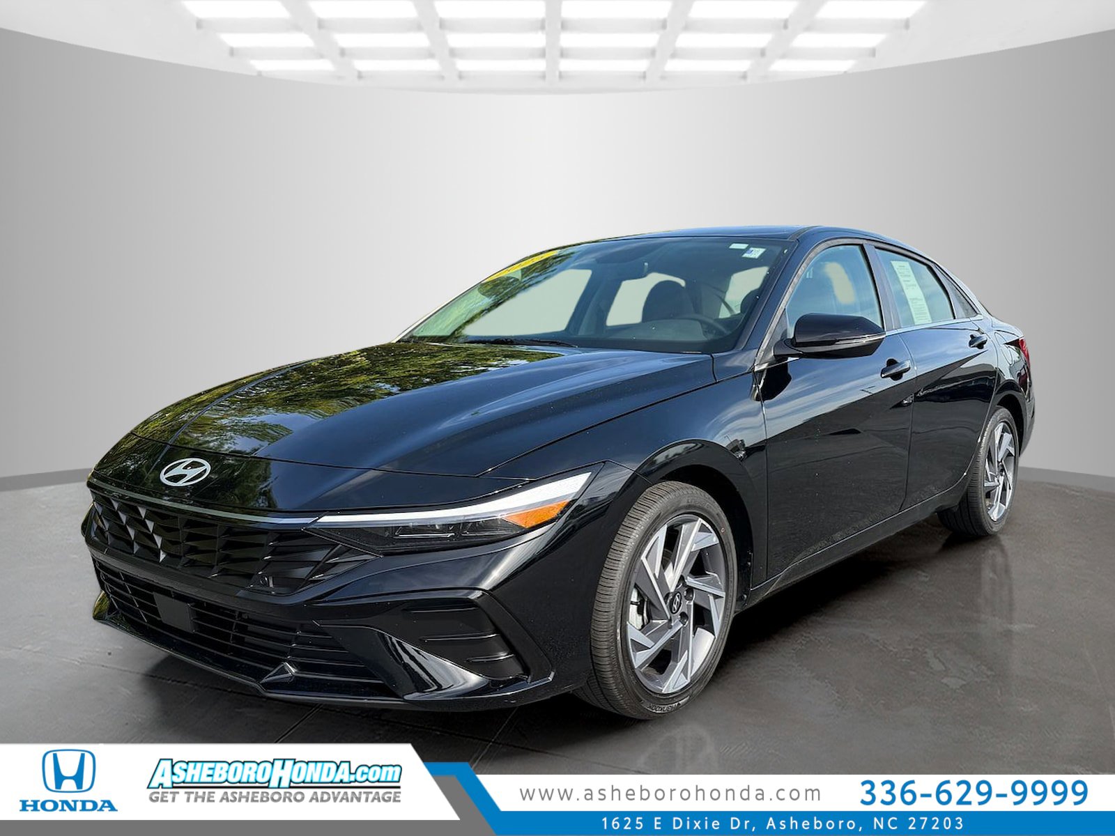 Used 2025 Hyundai Elantra Limited