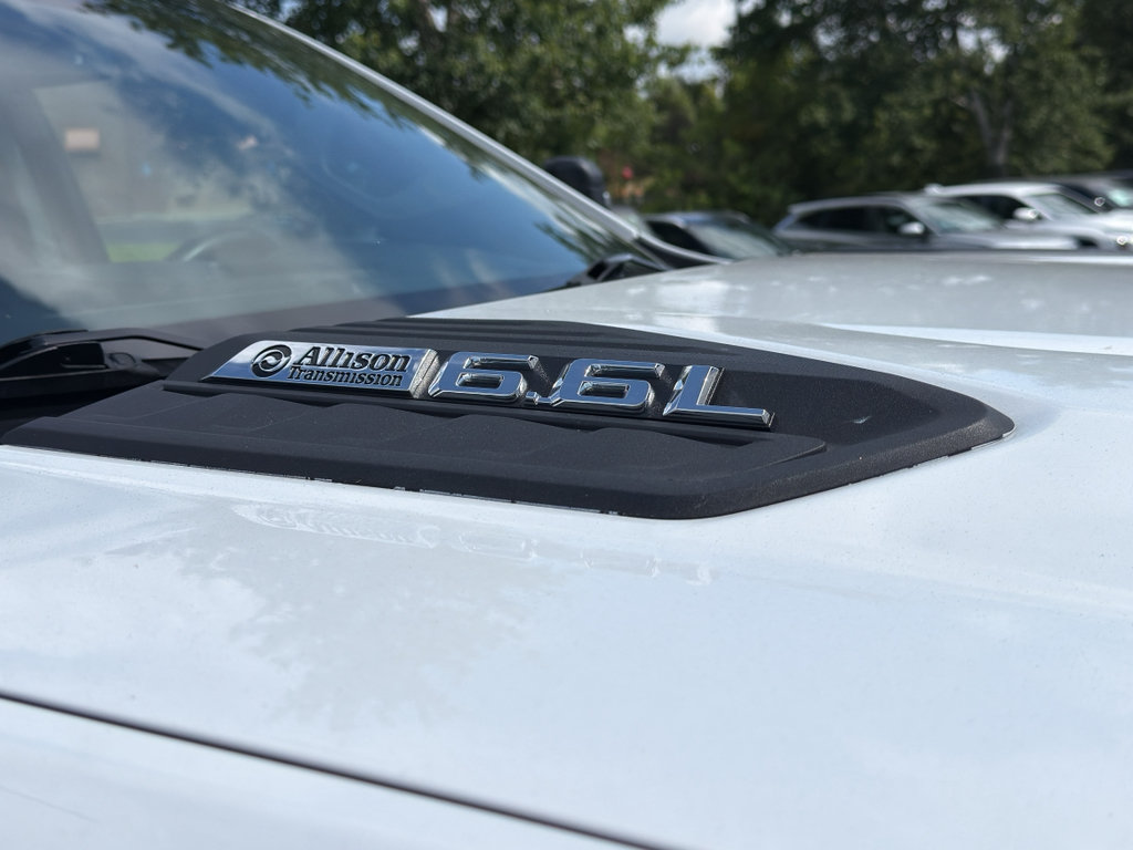 Used 2025 Chevrolet Silverado 2500 Custom AWD/4WD image 12