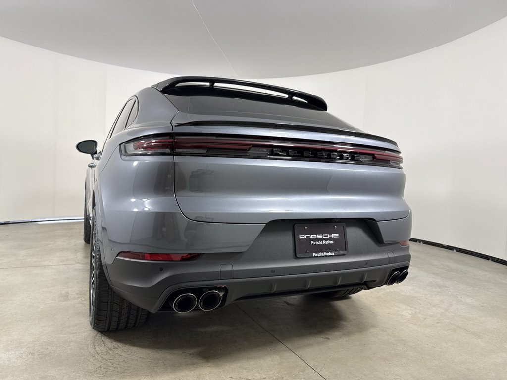 New 2026 Porsche Cayenne Coupe AWD/4WD image 19