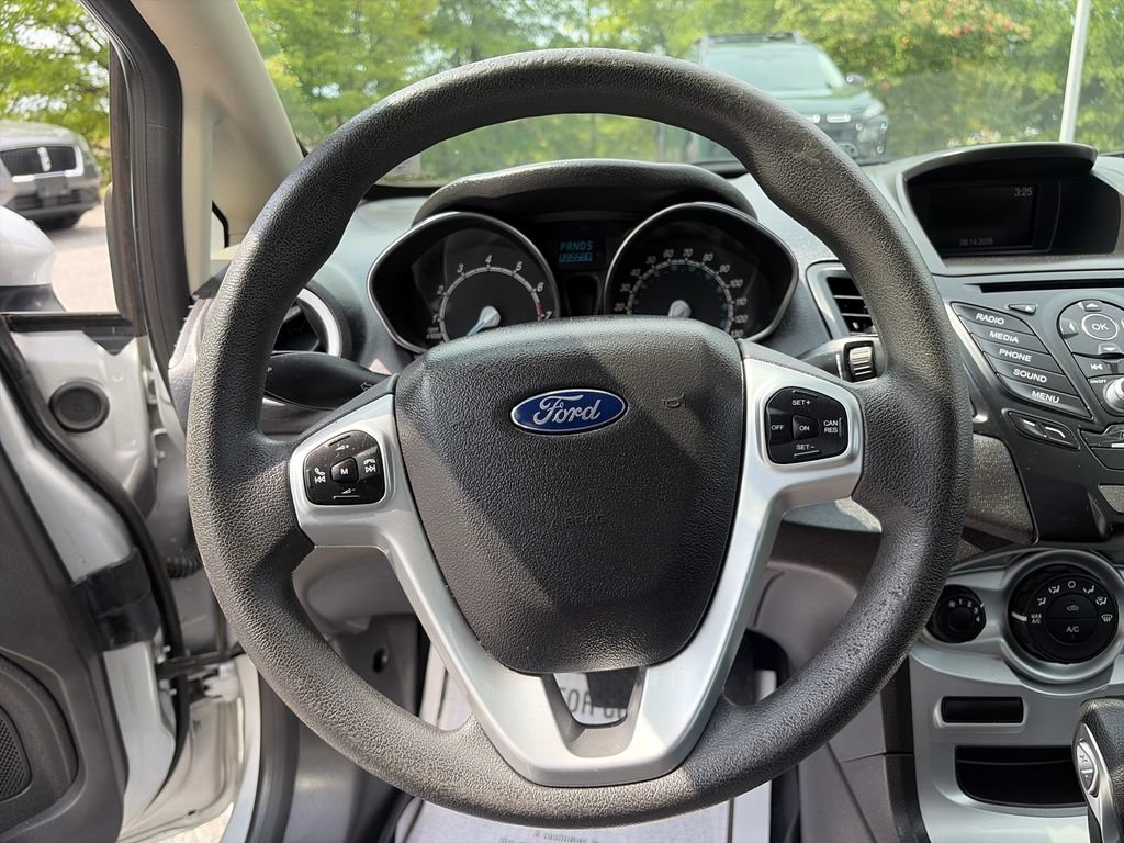 Used 2018 Ford Fiesta SE FWD image 15