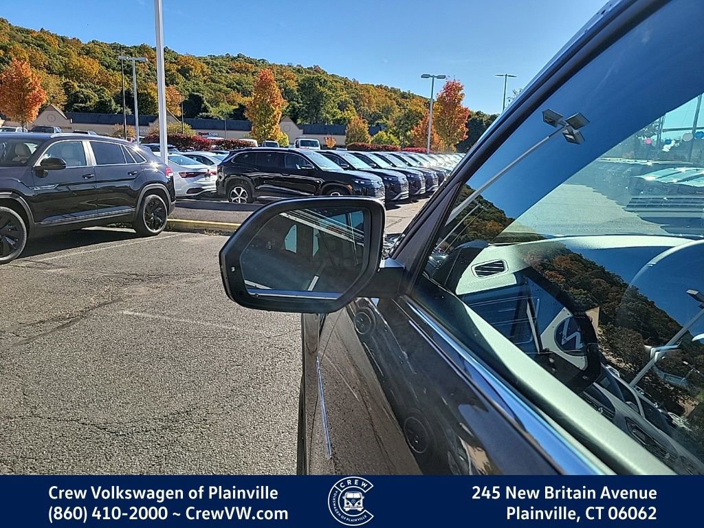 New 2026 Volkswagen Atlas Cross Sport SE image 9