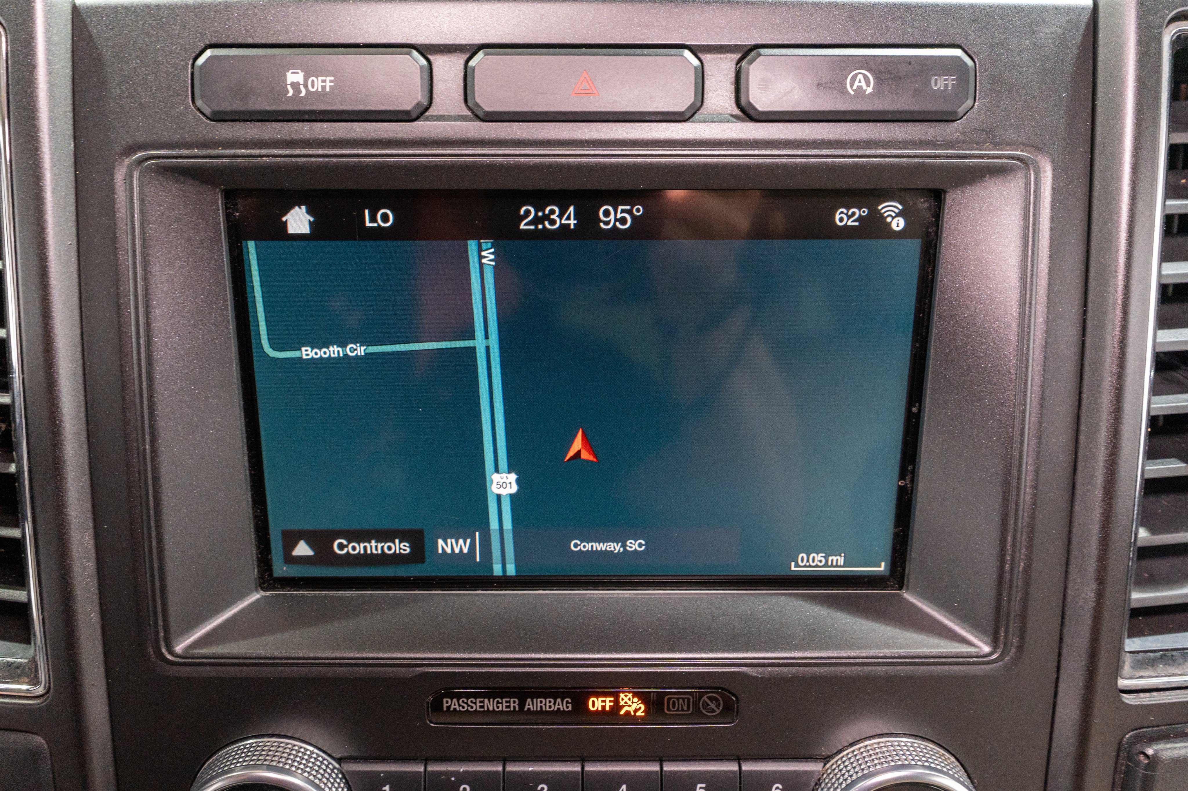 Used 2019 Ford Expedition Limited RWD image 18