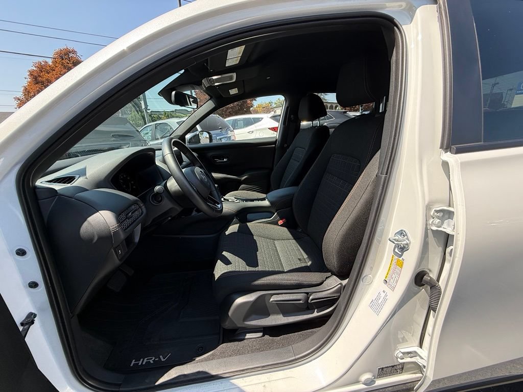 Used 2026 Honda HR-V Sport image 14