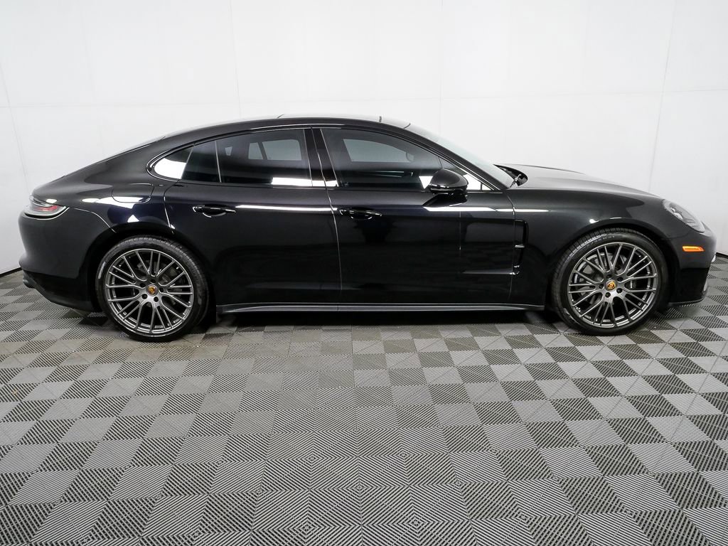 Certified 2023 Porsche Panamera Platinum Edition image 30