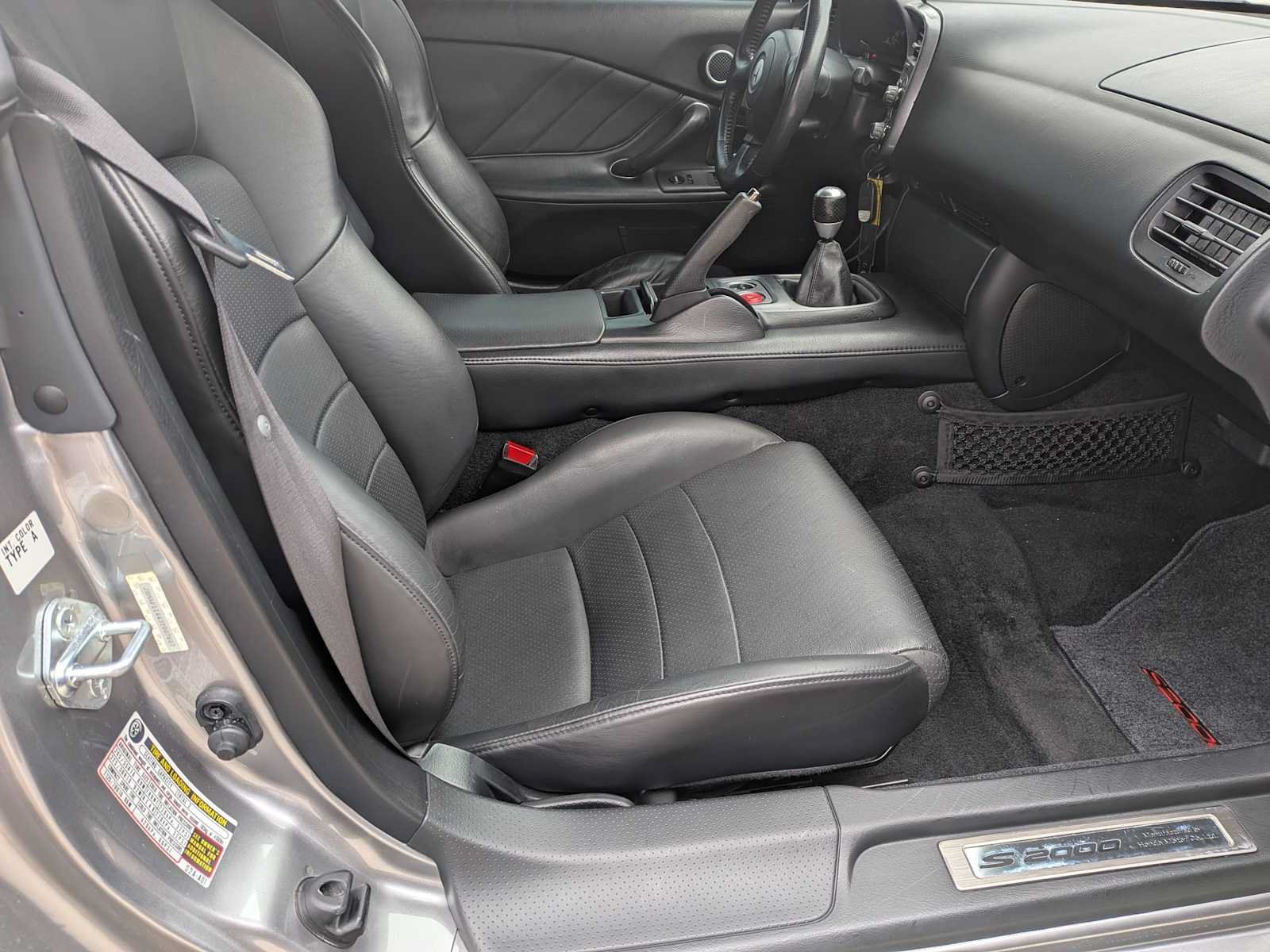 Used 2003 Honda S2000 image 17