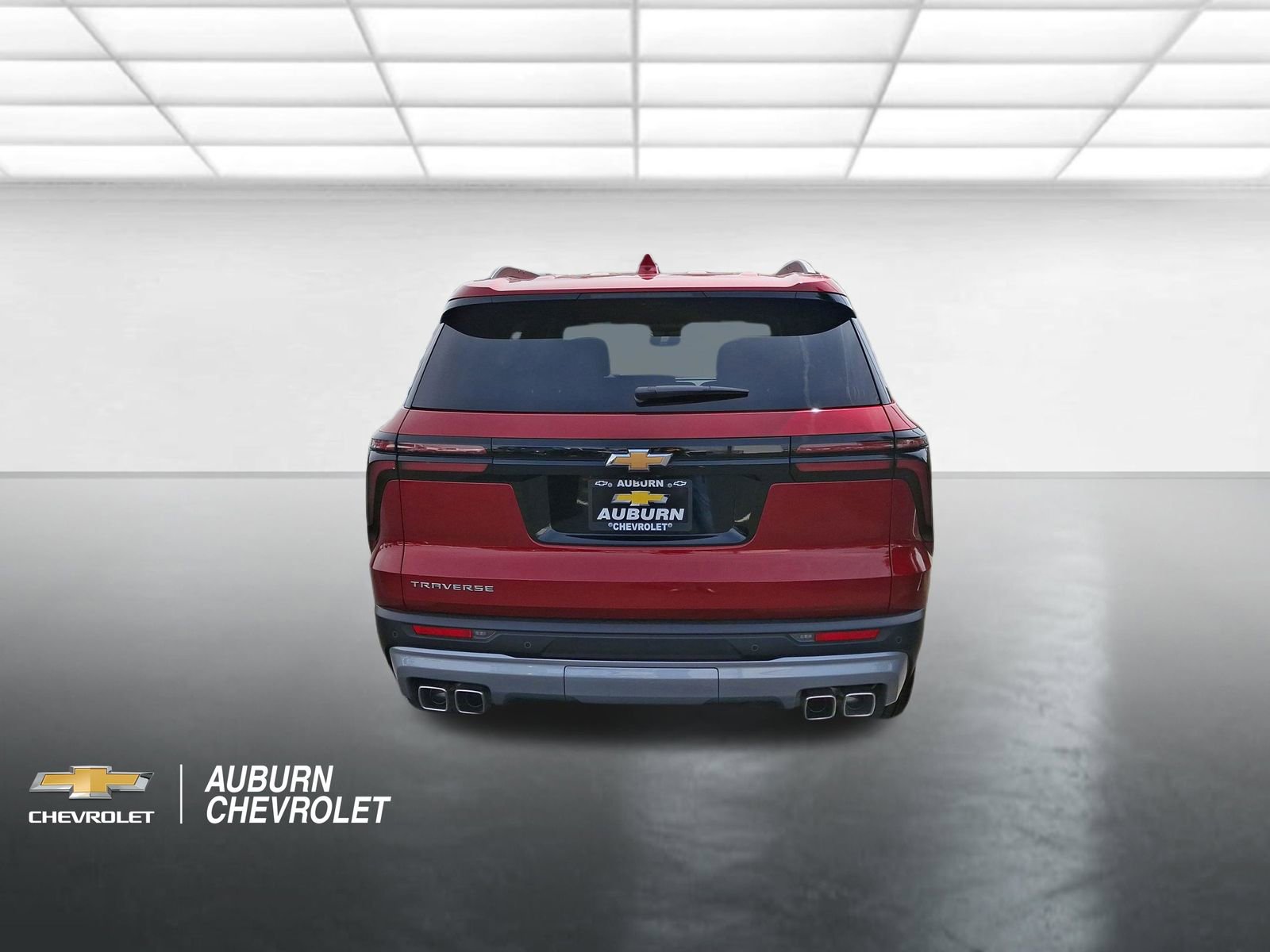 Used 2025 Chevrolet Traverse LT w/ Driver Confidence Package FWD image 4