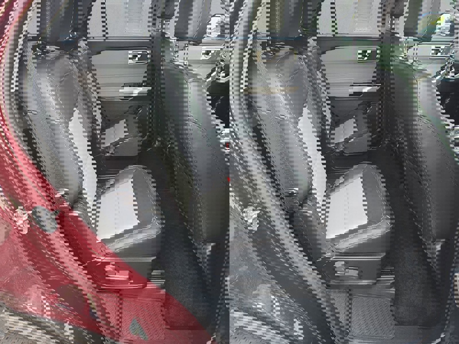 Certified 2023 Ford Explorer XLT w/ Equipment Group 202A image 24