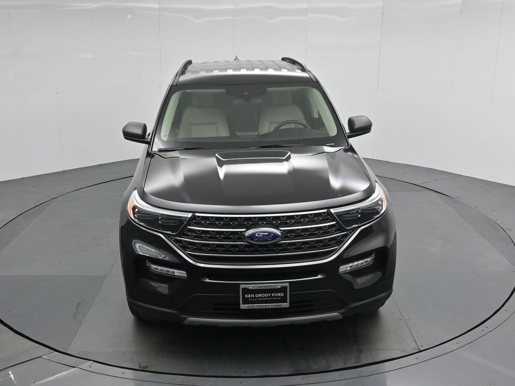 Certified 2024 Ford Explorer XLT w/ Equipment Group 202A AWD/4WD image 39