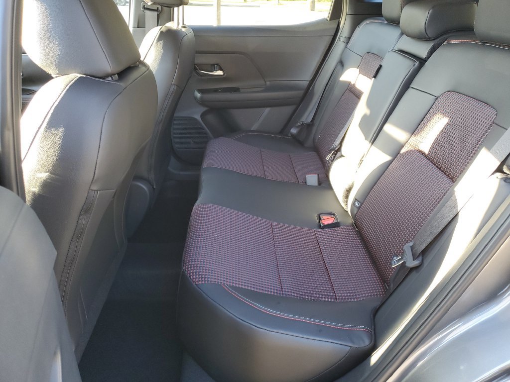 New 2027 Nissan Kicks SR FWD image 13