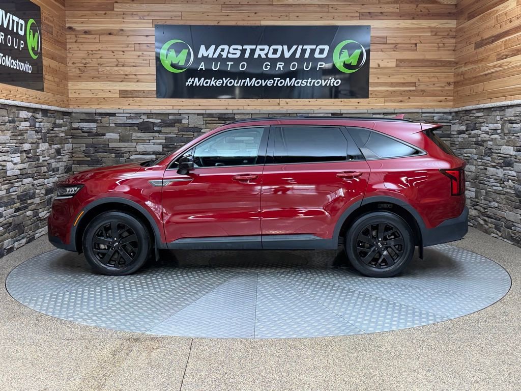 Used 2021 Kia Sorento S image 6