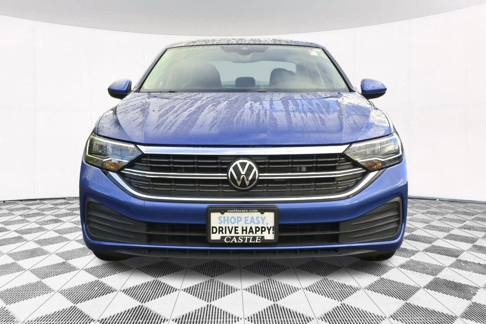 Used 2024 Volkswagen Jetta SE w/ Panoramic Sunroof Package image 15