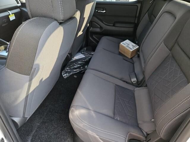New 2025 Nissan Frontier SV w/ SV Convenience Package image 25