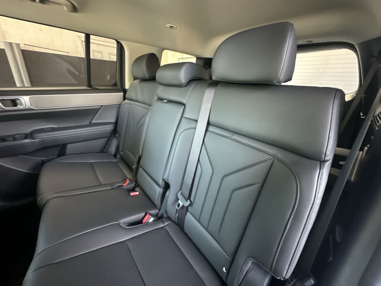New 2027 Hyundai Santa Fe SEL FWD image 22