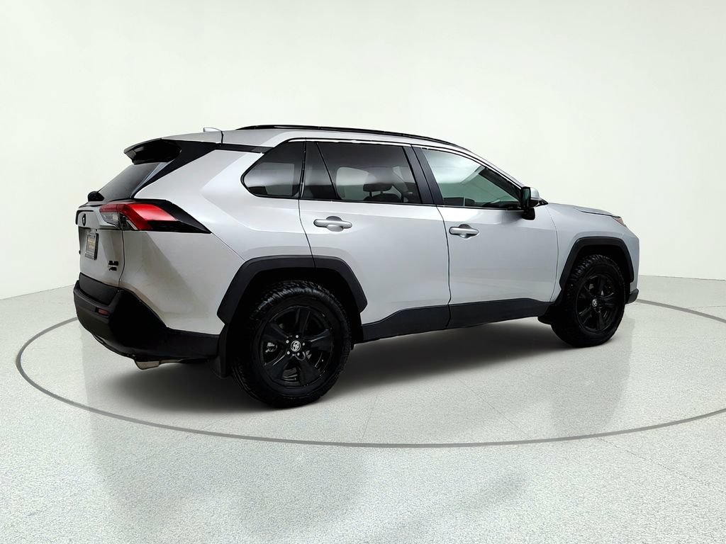 Used 2025 Toyota RAV4 XLE w/ Convenience Package AWD/4WD image 8