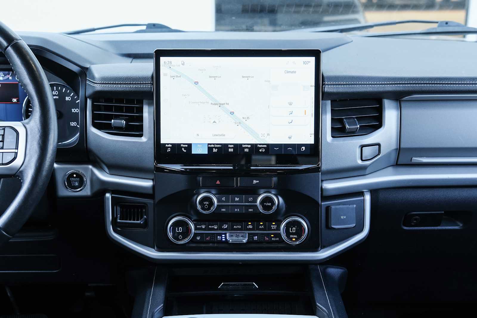 Used 2023 Ford Expedition XLT RWD image 24