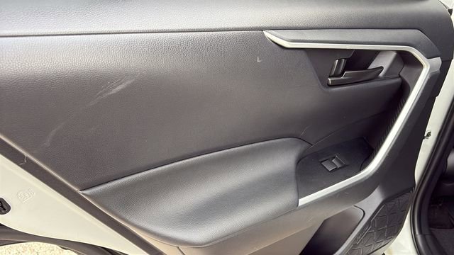 Used 2023 Toyota RAV4 LE image 22
