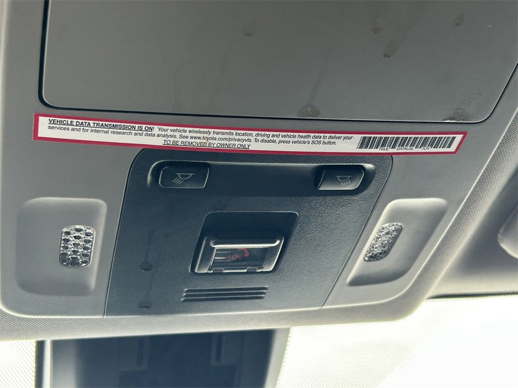 Used 2023 Toyota Camry SE image 17