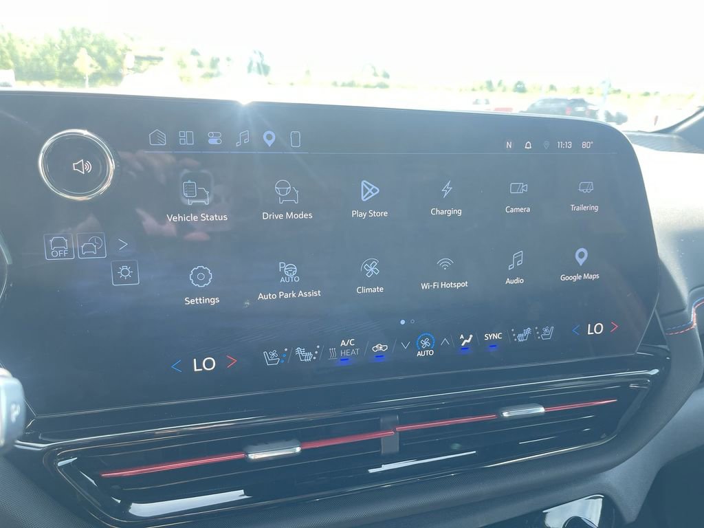 Used 2025 Chevrolet Silverado EV RST AWD/4WD image 15