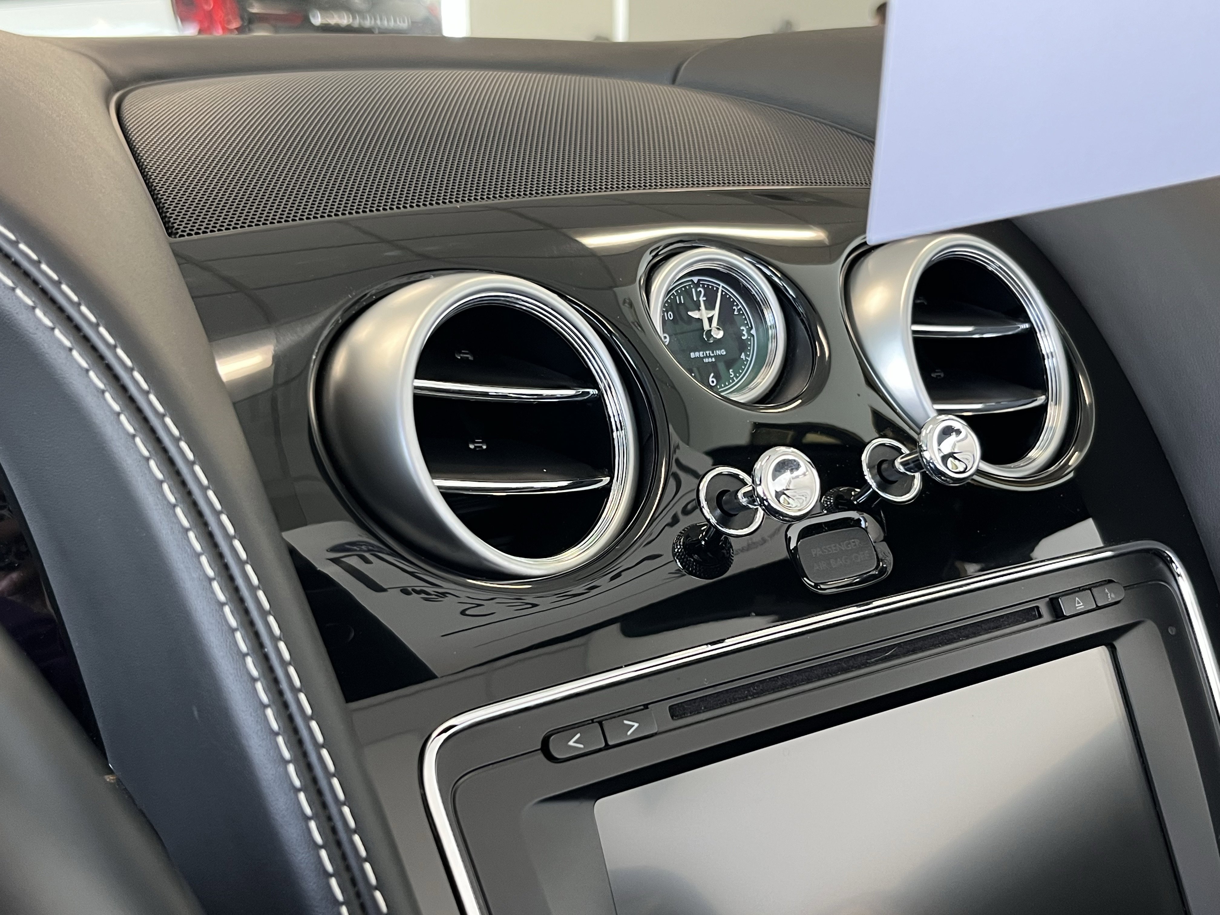 Used 2017 Bentley Continental GT image 18