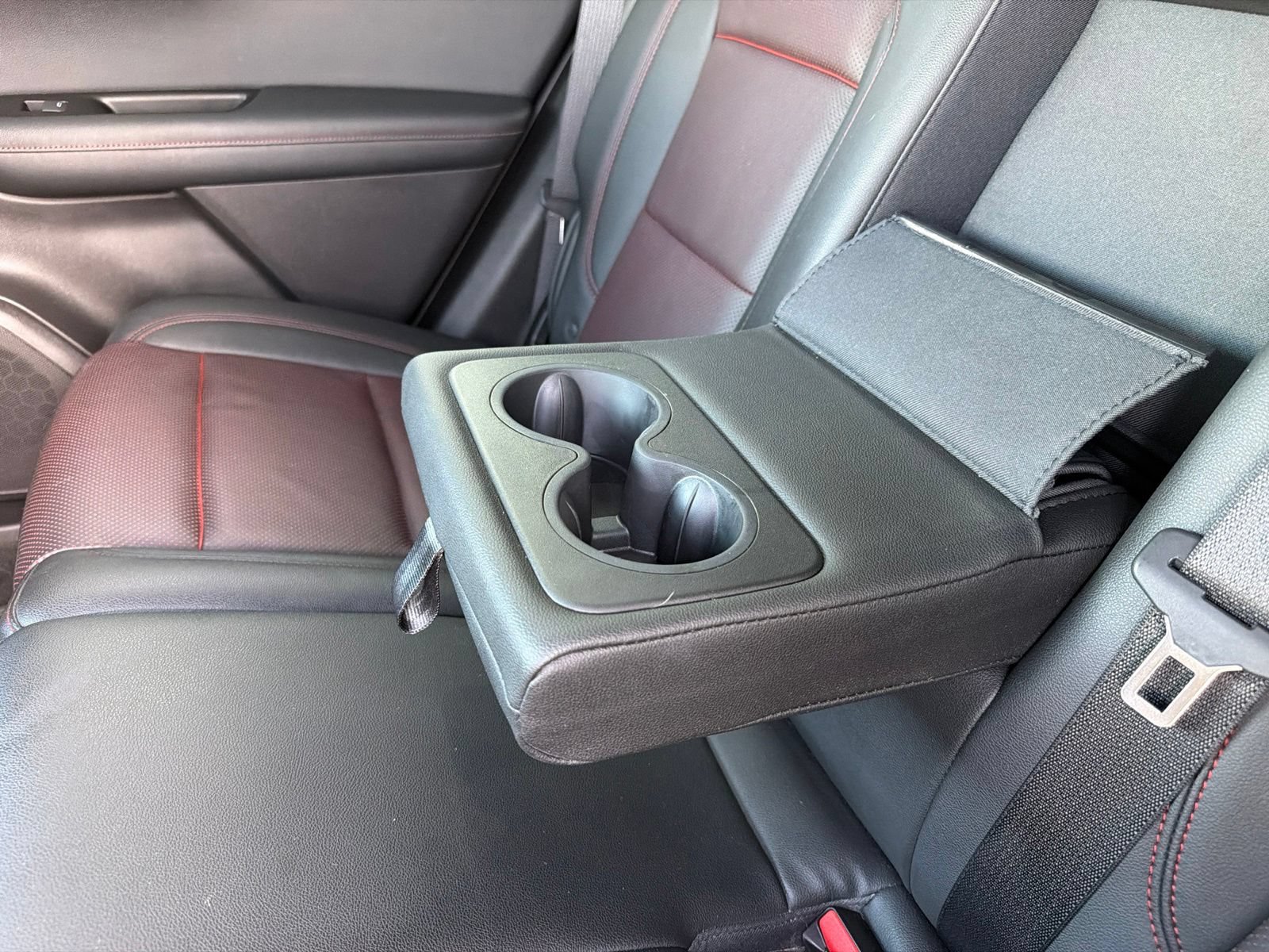 Used 2019 Chevrolet Blazer RS FWD image 17