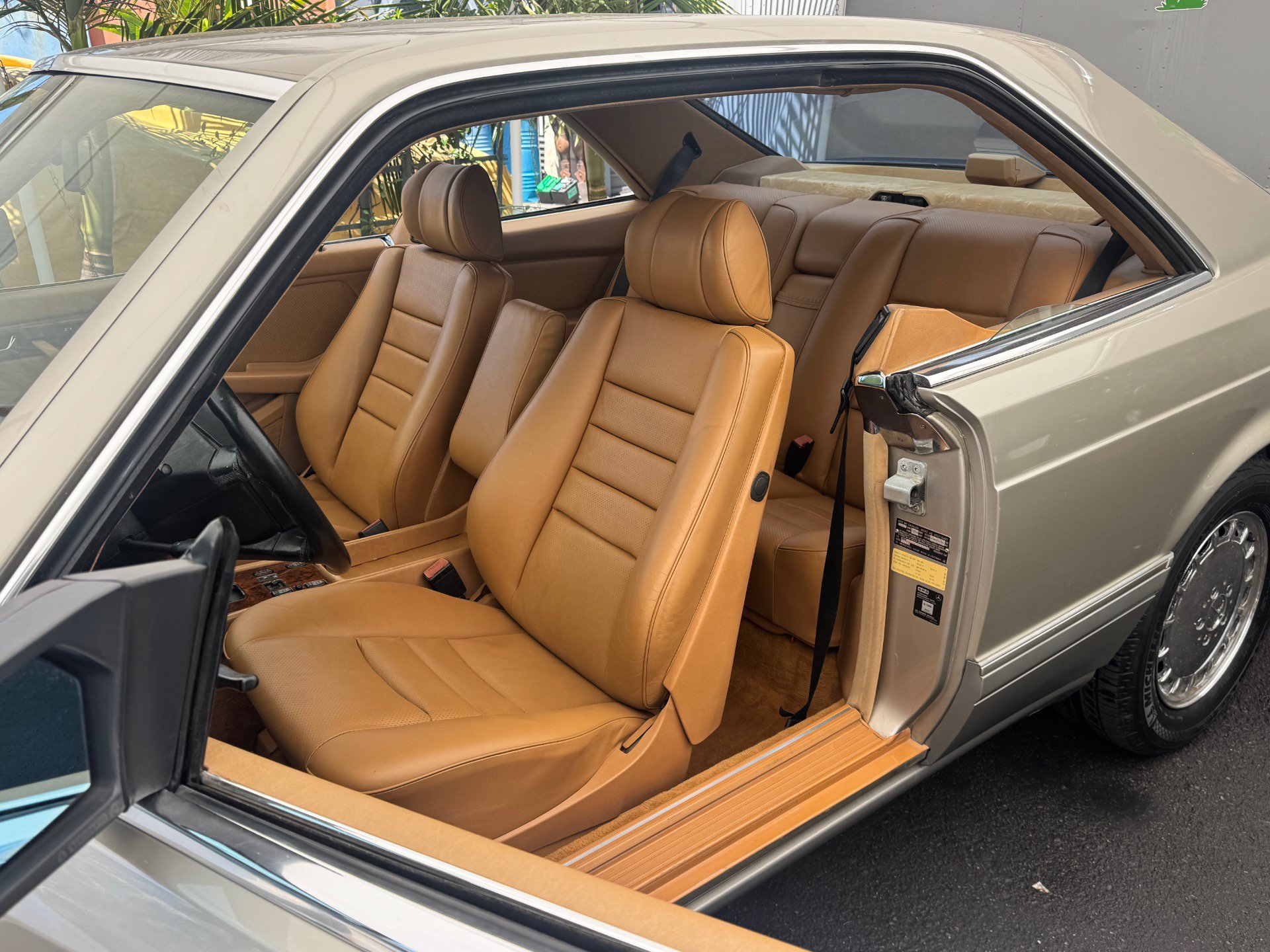 Used 1988 Mercedes-Benz 560 SEC image 15
