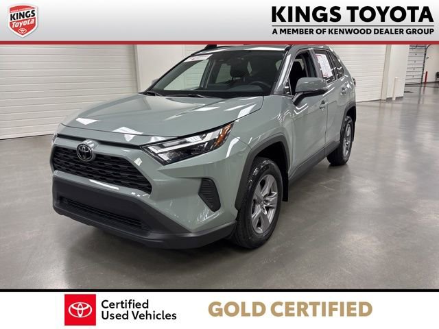 Certified 2022 Toyota RAV4 XLE w/ Convenience Package image 4
