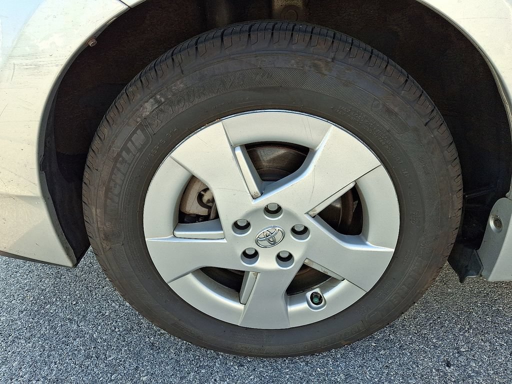 Used 2010 Toyota Prius Four w/ Solar Roof Pkg FWD image 7