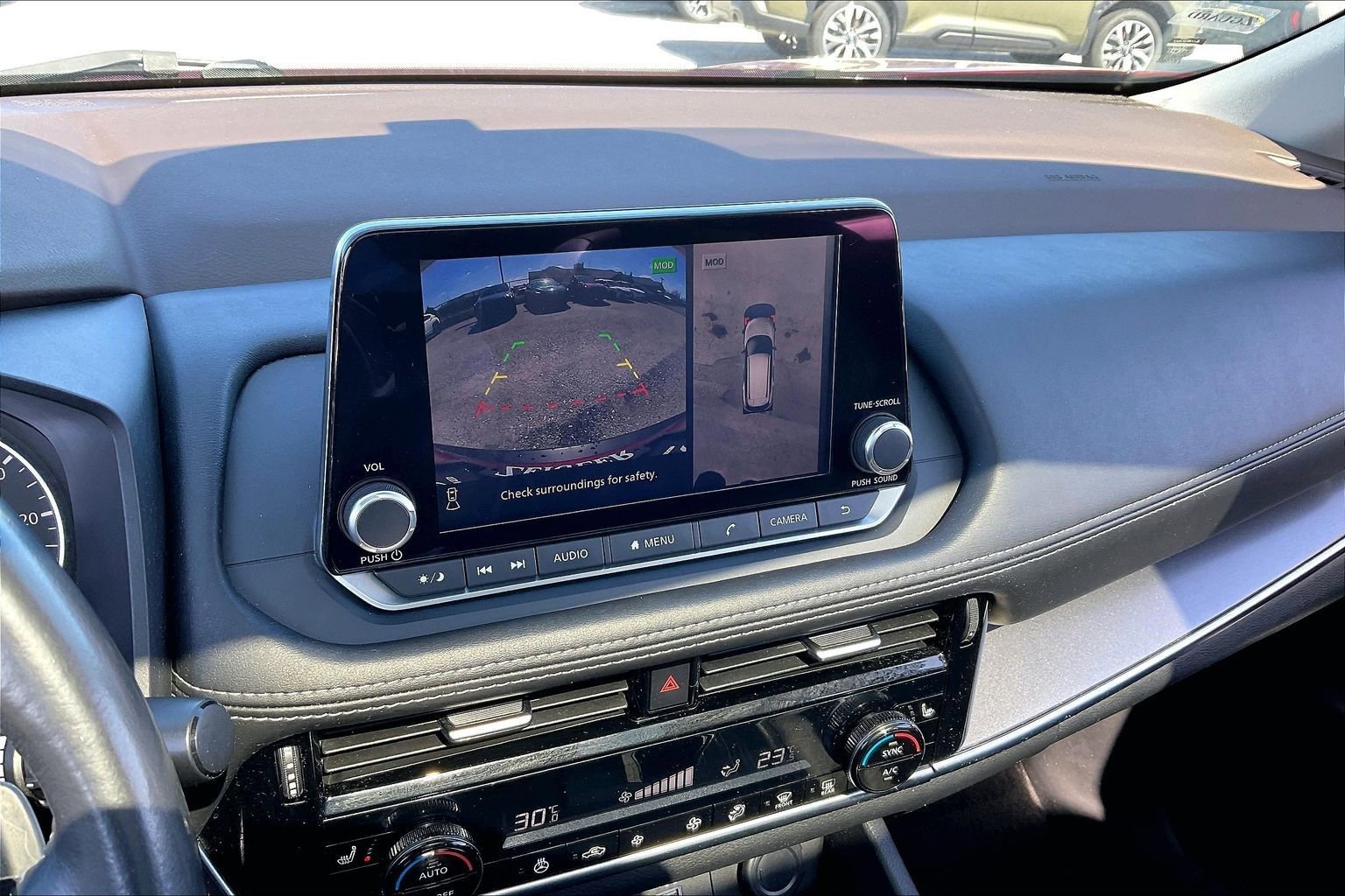 Used 2021 Nissan Rogue SV image 22