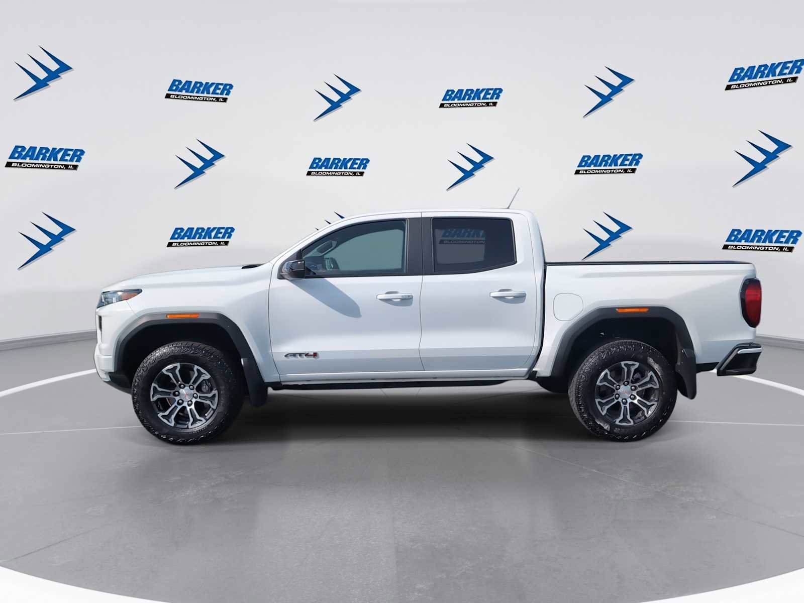 Used 2025 GMC Canyon AT4 w/ AT4 Premium Package image 6