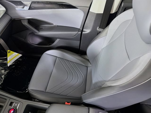 New 2026 Volkswagen Tiguan SE FWD image 25