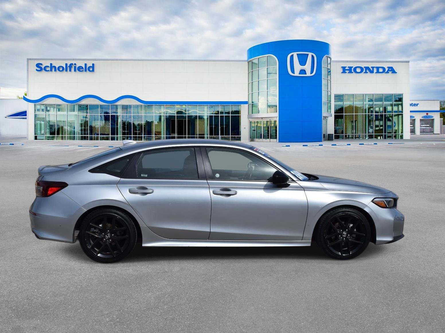 Used 2025 Honda Civic Sport image 2