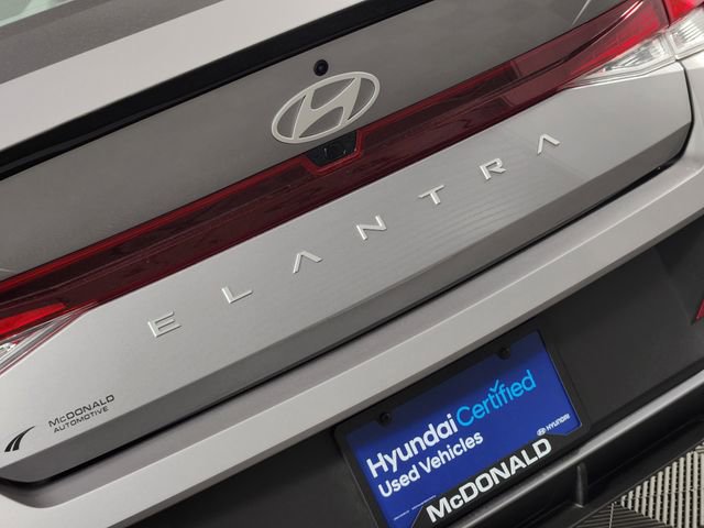 Certified 2025 Hyundai Elantra Sport FWD image 9