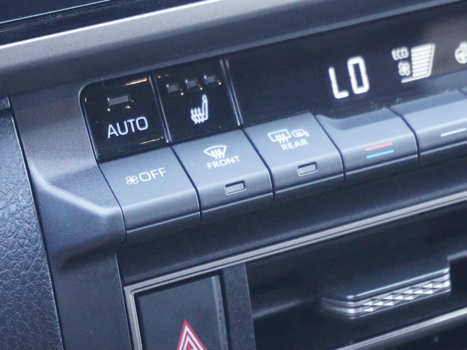 Used 2025 Toyota Camry XSE FWD image 23