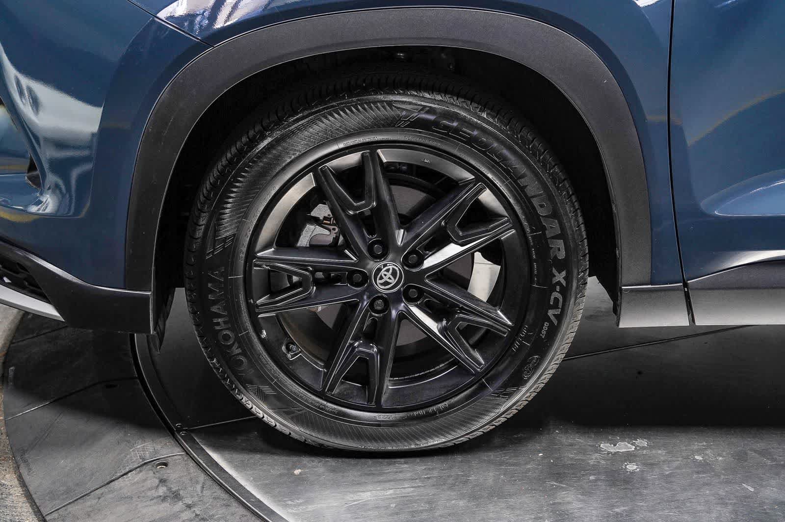 Certified 2025 Toyota Grand Highlander AWD Hybrid image 10