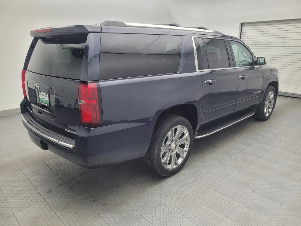 Used 2019 Chevrolet Suburban Premier AWD/4WD image 10